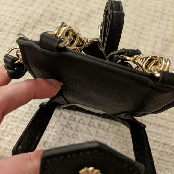 NWT! 🌻 Sunflower Crossbody Bag w/ Touchscreen - Picture 6 of 12